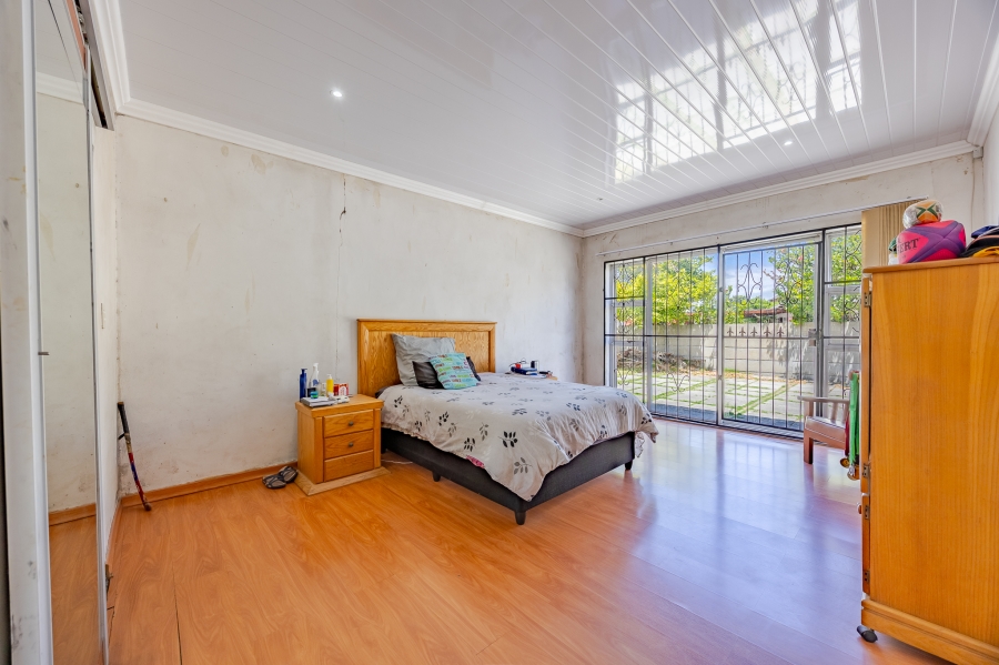 4 Bedroom Property for Sale in Riverton Western Cape